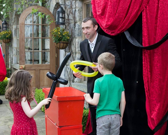 Murf the Magician Childrens Entertainer Dublin Kildare